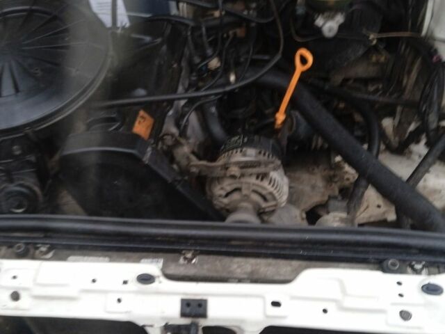 Білий Ауді 80, об'ємом двигуна 2 л та пробігом 300 тис. км за 2580 $, фото 2 на Automoto.ua