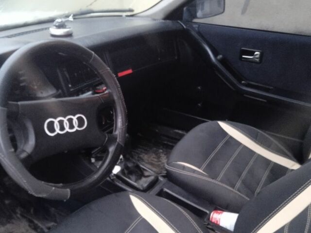 Білий Ауді 80, об'ємом двигуна 2 л та пробігом 300 тис. км за 2580 $, фото 5 на Automoto.ua