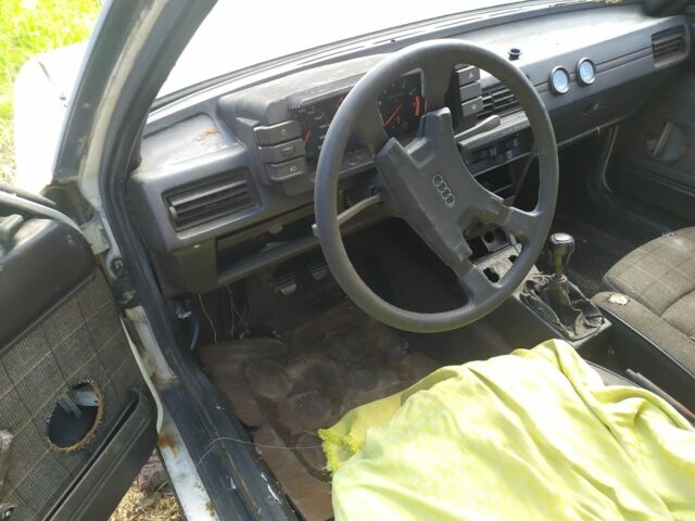 Белый Ауди 80, объемом двигателя 0 л и пробегом 2 тыс. км за 1999 $, фото 1 на Automoto.ua