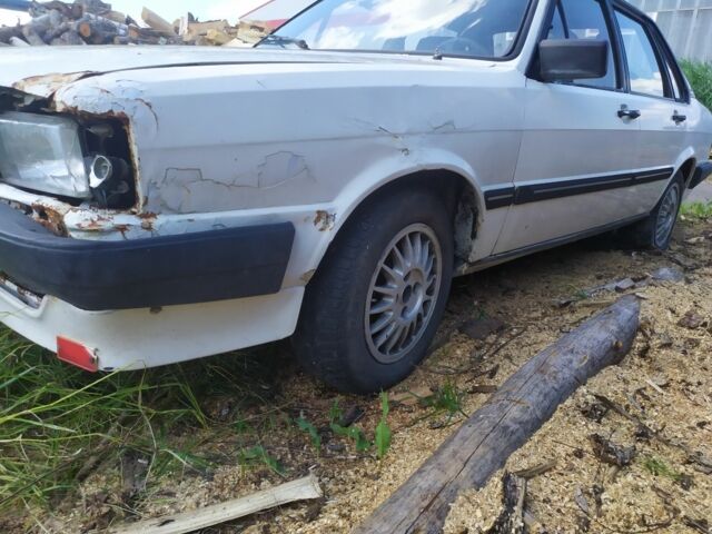 Белый Ауди 80, объемом двигателя 0 л и пробегом 2 тыс. км за 1999 $, фото 4 на Automoto.ua