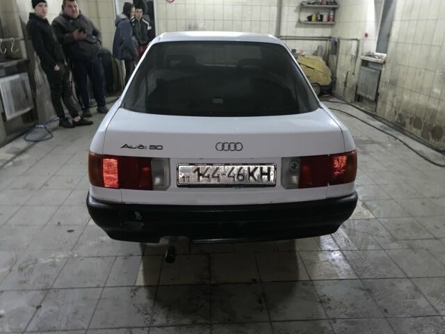 Белый Ауди 80, объемом двигателя 1.8 л и пробегом 2 тыс. км за 1700 $, фото 5 на Automoto.ua