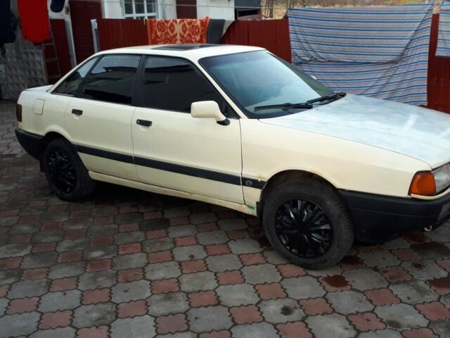 Белый Ауди 80, объемом двигателя 1 л и пробегом 3 тыс. км за 946 $, фото 1 на Automoto.ua