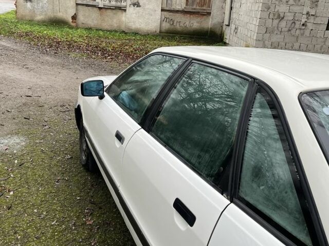 Белый Ауди 80, объемом двигателя 1.6 л и пробегом 300 тыс. км за 1100 $, фото 18 на Automoto.ua