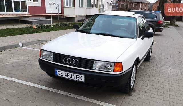 Белый Ауди 80, объемом двигателя 1.78 л и пробегом 180 тыс. км за 3000 $, фото 2 на Automoto.ua