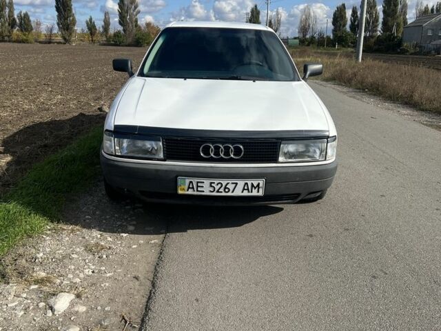 Белый Ауди 80, объемом двигателя 1.8 л и пробегом 186 тыс. км за 2650 $, фото 1 на Automoto.ua