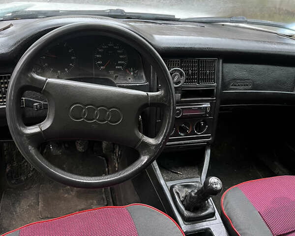 Белый Ауди 80, объемом двигателя 1.6 л и пробегом 300 тыс. км за 1100 $, фото 12 на Automoto.ua