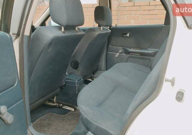 Белый Ауди 80, объемом двигателя 1.78 л и пробегом 180 тыс. км за 3000 $, фото 21 на Automoto.ua