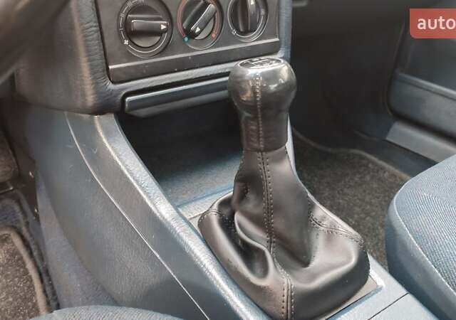 Белый Ауди 80, объемом двигателя 1.78 л и пробегом 180 тыс. км за 3000 $, фото 22 на Automoto.ua