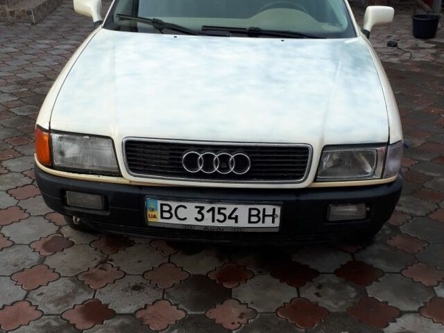 Белый Ауди 80, объемом двигателя 1 л и пробегом 3 тыс. км за 946 $, фото 4 на Automoto.ua