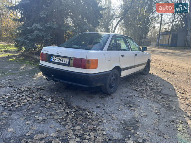 Белый Ауди 80, объемом двигателя 1.8 л и пробегом 384 тыс. км за 1400 $, фото 5 на Automoto.ua