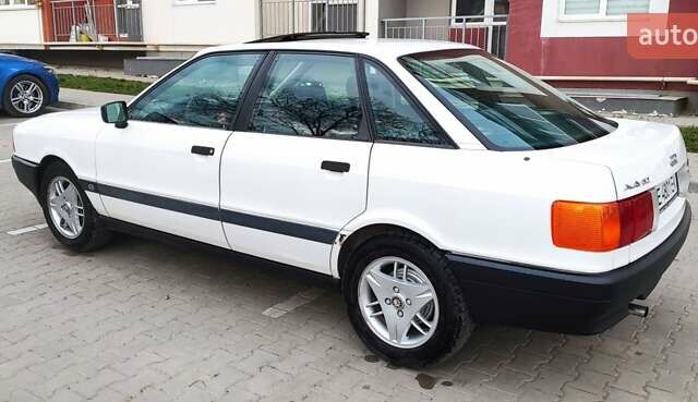 Белый Ауди 80, объемом двигателя 1.78 л и пробегом 180 тыс. км за 3000 $, фото 14 на Automoto.ua