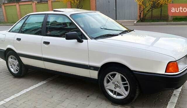 Белый Ауди 80, объемом двигателя 1.78 л и пробегом 180 тыс. км за 3000 $, фото 7 на Automoto.ua
