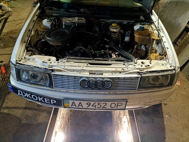 Білий Ауді 80, об'ємом двигуна 1.8 л та пробігом 316 тис. км за 1900 $, фото 2 на Automoto.ua