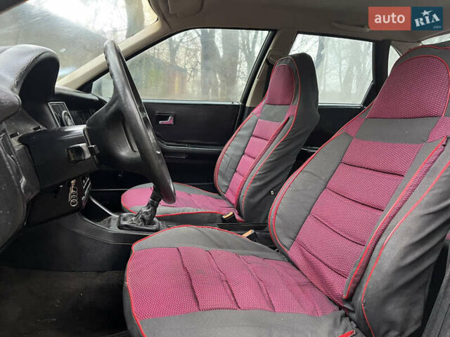 Белый Ауди 80, объемом двигателя 1.6 л и пробегом 300 тыс. км за 1100 $, фото 11 на Automoto.ua