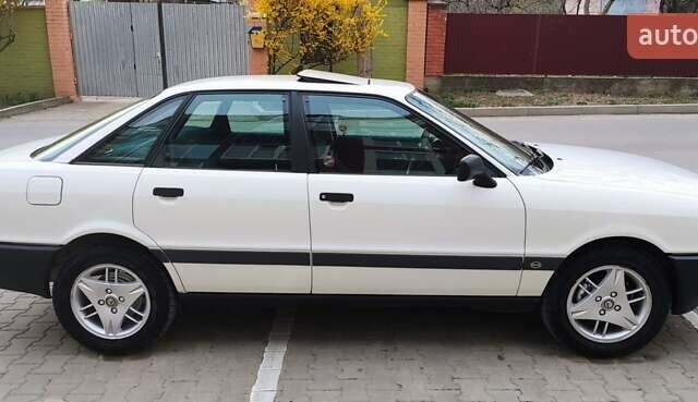 Белый Ауди 80, объемом двигателя 1.78 л и пробегом 180 тыс. км за 3000 $, фото 10 на Automoto.ua