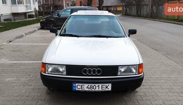 Белый Ауди 80, объемом двигателя 1.78 л и пробегом 180 тыс. км за 3000 $, фото 4 на Automoto.ua