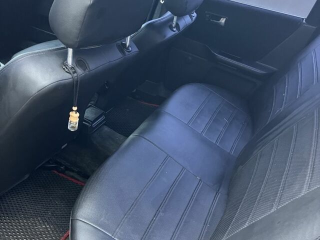 Белый Ауди 80, объемом двигателя 1.8 л и пробегом 280 тыс. км за 2100 $, фото 7 на Automoto.ua