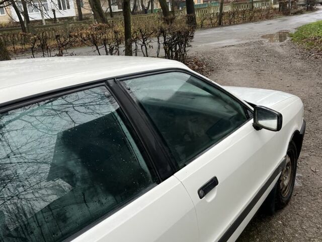 Белый Ауди 80, объемом двигателя 1.6 л и пробегом 300 тыс. км за 1100 $, фото 17 на Automoto.ua