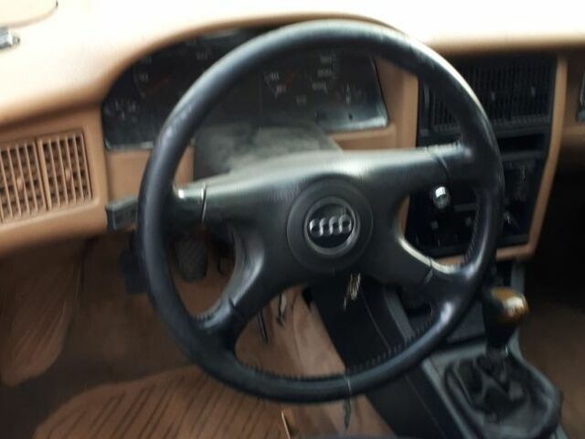 Белый Ауди 80, объемом двигателя 1 л и пробегом 3 тыс. км за 946 $, фото 6 на Automoto.ua