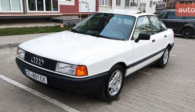 Белый Ауди 80, объемом двигателя 1.78 л и пробегом 180 тыс. км за 3000 $, фото 1 на Automoto.ua
