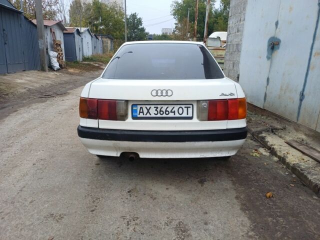 Білий Ауді 80, об'ємом двигуна 1.8 л та пробігом 300 тис. км за 1000 $, фото 3 на Automoto.ua