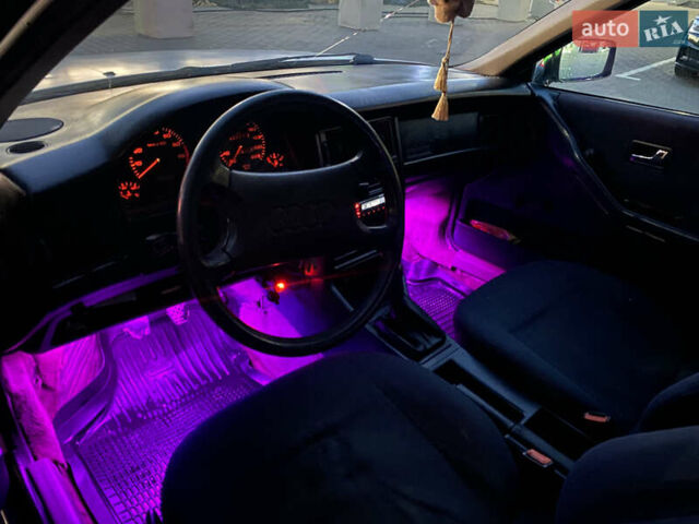 Білий Ауді 80, об'ємом двигуна 1.8 л та пробігом 300 тис. км за 1750 $, фото 6 на Automoto.ua