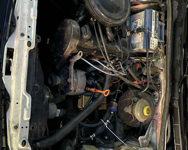 Білий Ауді 80, об'ємом двигуна 1.8 л та пробігом 300 тис. км за 1750 $, фото 18 на Automoto.ua