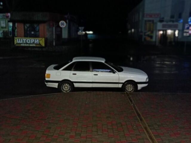 Білий Ауді 80, об'ємом двигуна 2 л та пробігом 300 тис. км за 1500 $, фото 1 на Automoto.ua