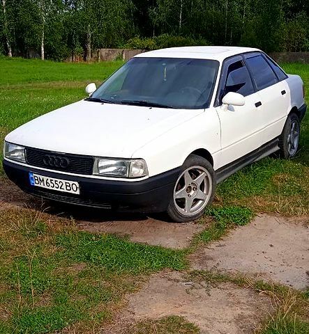 Белый Ауди 80, объемом двигателя 1.8 л и пробегом 0 тыс. км за 1440 $, фото 2 на Automoto.ua