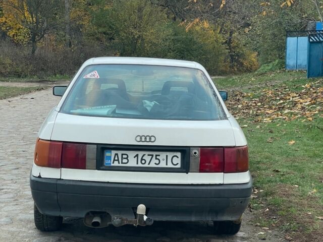 Белый Ауди 80, объемом двигателя 1.8 л и пробегом 600 тыс. км за 1050 $, фото 5 на Automoto.ua