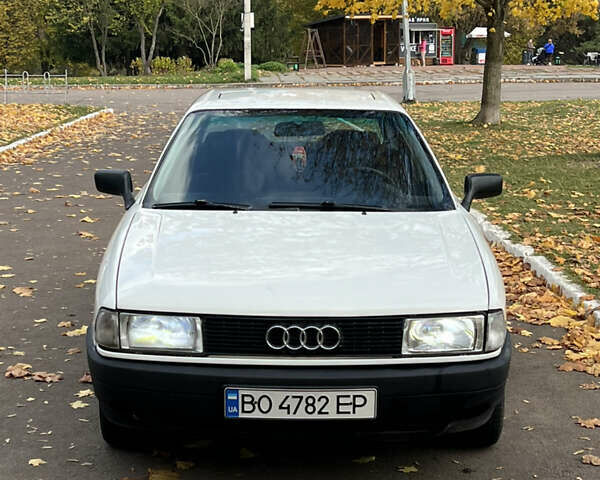 Білий Ауді 80, об'ємом двигуна 1.8 л та пробігом 300 тис. км за 1750 $, фото 1 на Automoto.ua