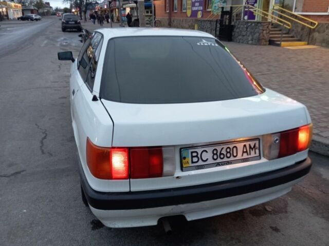 Білий Ауді 80, об'ємом двигуна 2 л та пробігом 300 тис. км за 1500 $, фото 5 на Automoto.ua