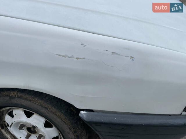 Белый Ауди 80, объемом двигателя 1.78 л и пробегом 600 тыс. км за 1050 $, фото 8 на Automoto.ua