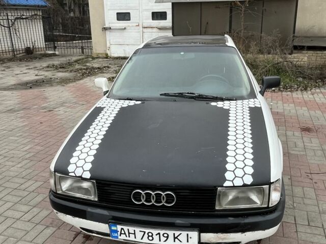 Белый Ауди 80, объемом двигателя 1.8 л и пробегом 400 тыс. км за 1099 $, фото 1 на Automoto.ua
