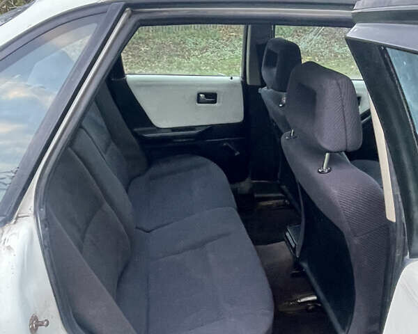 Белый Ауди 80, объемом двигателя 1.78 л и пробегом 600 тыс. км за 1050 $, фото 6 на Automoto.ua