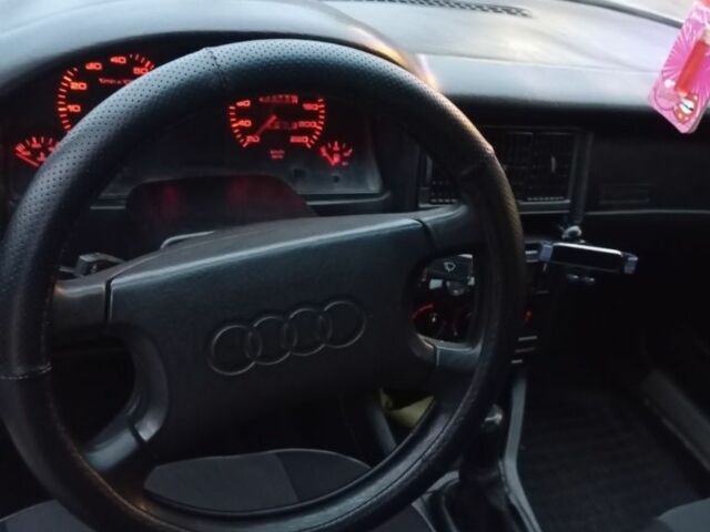 Білий Ауді 80, об'ємом двигуна 2 л та пробігом 300 тис. км за 1500 $, фото 6 на Automoto.ua