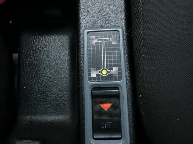 Белый Ауди 80, объемом двигателя 1.8 л и пробегом 270 тыс. км за 3000 $, фото 6 на Automoto.ua