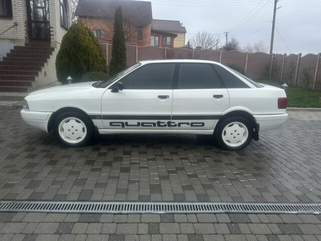 Белый Ауди 80, объемом двигателя 1.8 л и пробегом 270 тыс. км за 3000 $, фото 2 на Automoto.ua