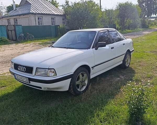 Белый Ауди 80, объемом двигателя 1.8 л и пробегом 380 тыс. км за 2400 $, фото 5 на Automoto.ua