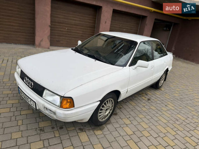 Белый Ауди 80, объемом двигателя 1.78 л и пробегом 418 тыс. км за 1750 $, фото 4 на Automoto.ua