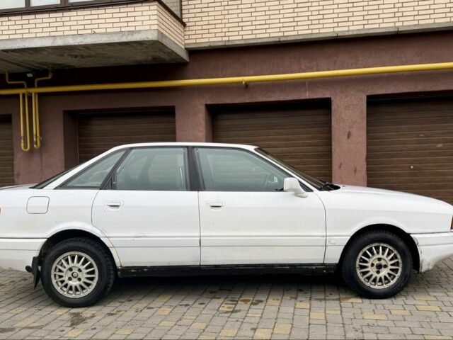 Білий Ауді 80, об'ємом двигуна 1.8 л та пробігом 418 тис. км за 1750 $, фото 11 на Automoto.ua