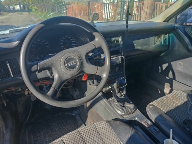 Ауді 80 1990 у Хмельницькому на Automoto.ua Білий Ауді 80, об'ємом двигуна 0 л та пробігом 295 тис. км за 800 $, фото 1 на Automoto.ua