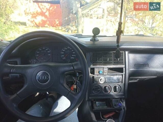 Ауді 80 1990 у Хмельницькому на Automoto.ua Білий Ауді 80, об'ємом двигуна 1.8 л та пробігом 295 тис. км за 800 $, фото 4 на Automoto.ua