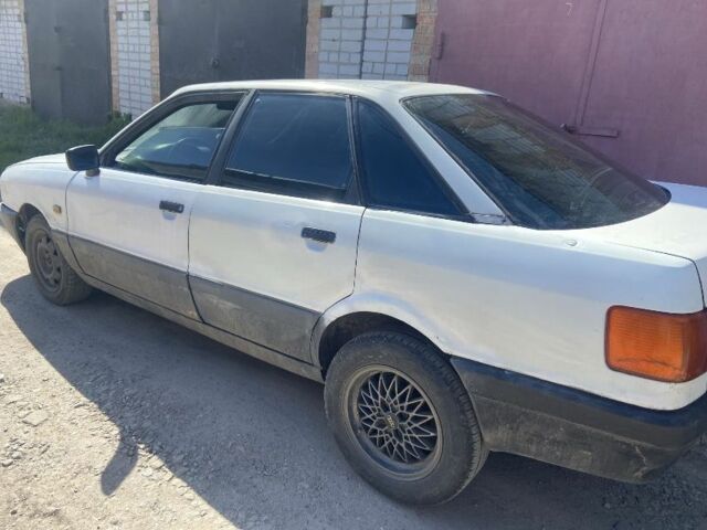 Белый Ауди 80, объемом двигателя 0 л и пробегом 3 тыс. км за 953 $, фото 2 на Automoto.ua