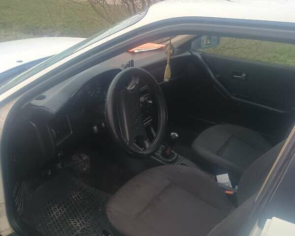 Ауди 80 1991 в Жмеренке на Automoto.ua Белый Ауди 80, объемом двигателя 1.8 л и пробегом 240 тыс. км за 2200 $, фото 2 на Automoto.ua
