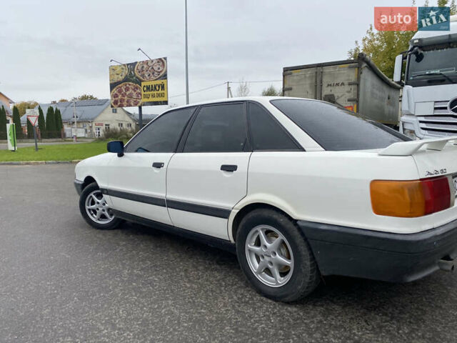 Белый Ауди 80, объемом двигателя 1.8 л и пробегом 368 тыс. км за 1800 $, фото 5 на Automoto.ua