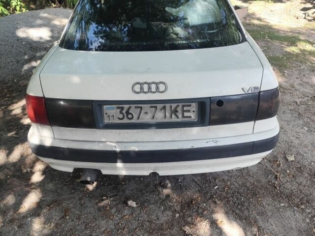 Білий Ауді 80, об'ємом двигуна 1.6 л та пробігом 300 тис. км за 674 $, фото 1 на Automoto.ua