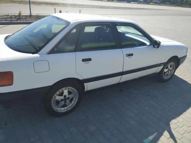Білий Ауді 80, об'ємом двигуна 1.9 л та пробігом 369 тис. км за 2200 $, фото 1 на Automoto.ua