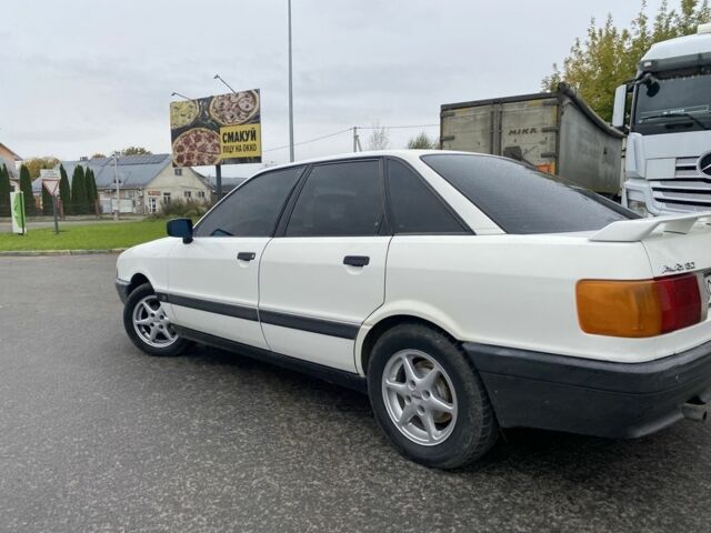 Белый Ауди 80, объемом двигателя 1.8 л и пробегом 369 тыс. км за 1999 $, фото 5 на Automoto.ua