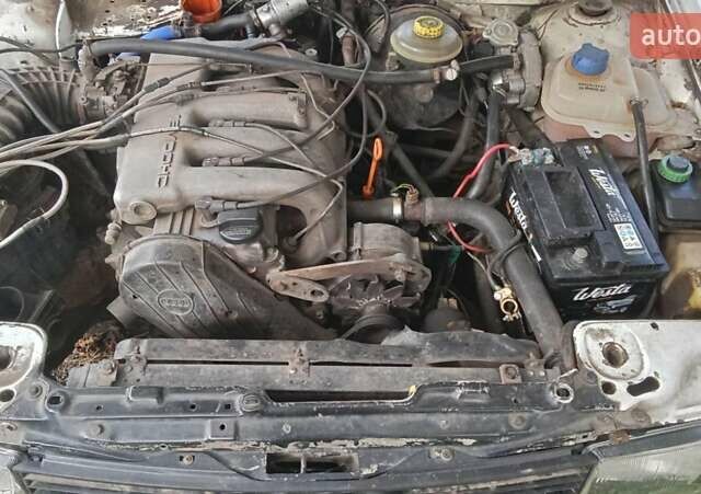 Білий Ауді 80, об'ємом двигуна 1.98 л та пробігом 326 тис. км за 1100 $, фото 5 на Automoto.ua